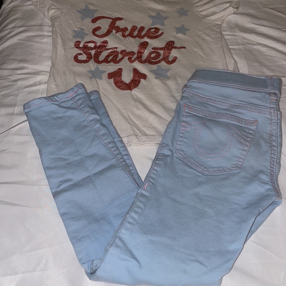 Girl’s 2 piece True Religion outfit.